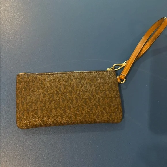 Michael Kors Dark Brown Logo Wristlet - Picture 2 of 5